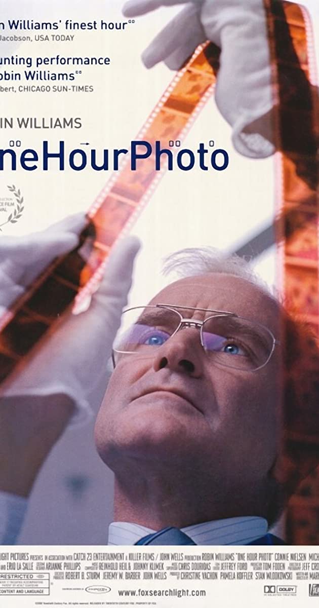 One Hour Photo (2002)